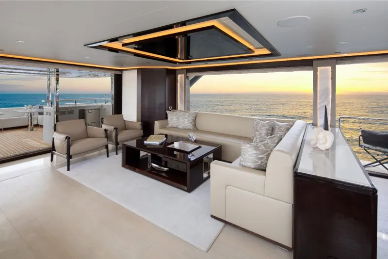 Slide: The Image of Ocean Alexander 37L 2023 - 157