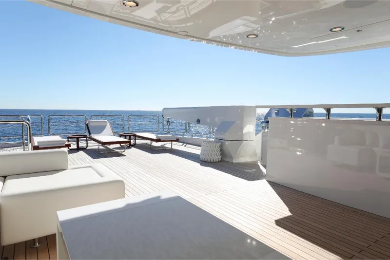 Slide: The Image of Ocean Alexander 37L 2023 - 53