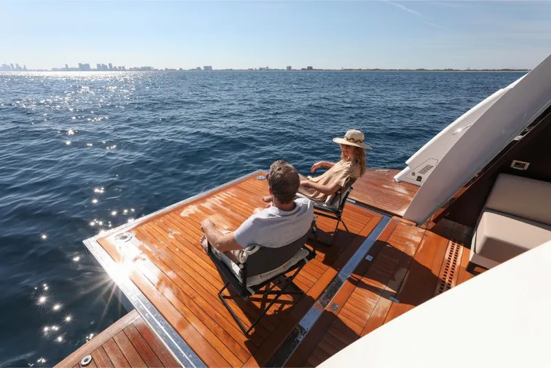 Slide: The Image of Ocean Alexander 37L 2023 - 60