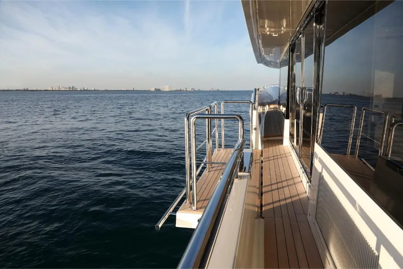 Slide: The Image of Ocean Alexander 37L 2023 - 68