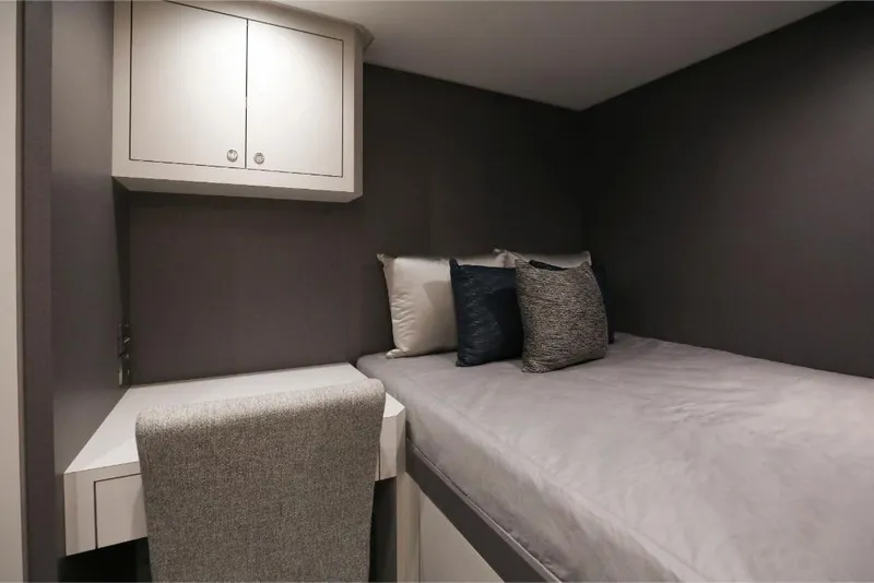 Slide: The Image of Ocean Alexander 37L 2023 - 77