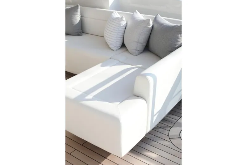 Slide: The Image of Ocean Alexander 37L 2023 - 87