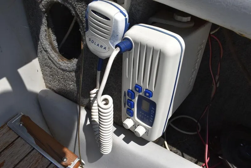 Slide: The Image of VHF radio system on a 1991 Sea Sprite 225 boat. - 25
