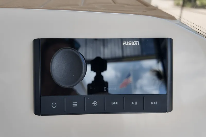 Slide: The Image of Scout 195 Sportfish 2026 - 16