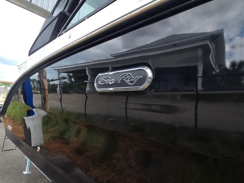 Slide: The Image of Sea Ray SDX 230 Outboard 2026 - 1
