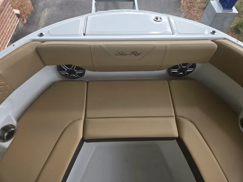 Slide: The Image of Sea Ray SDX 230 Outboard 2026 - 14