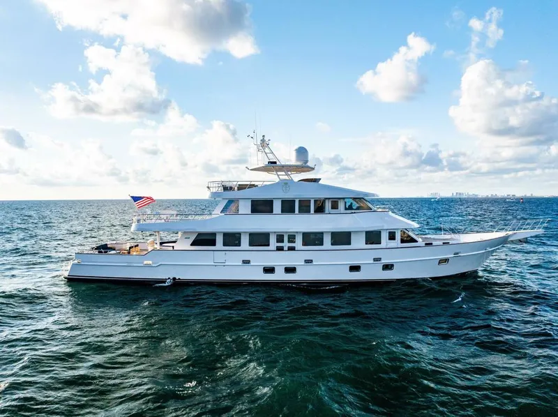 The Image of Crystal Yachts 117 2009 - 0