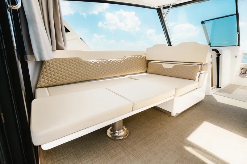 Slide: The Image of Aquila 36 SPORT 2023 - 19
