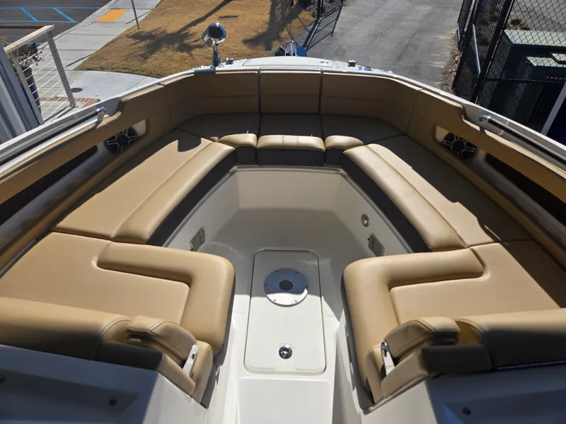 Slide: The Image of Sea Ray SLX 310 Outboard 2026 - 24