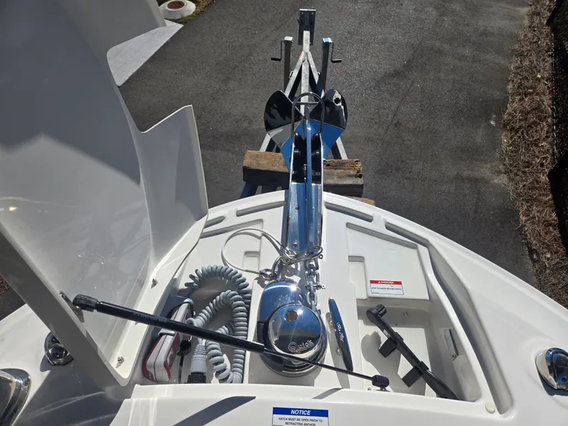 Slide: The Image of Sea Ray SLX 310 Outboard 2026 - 26