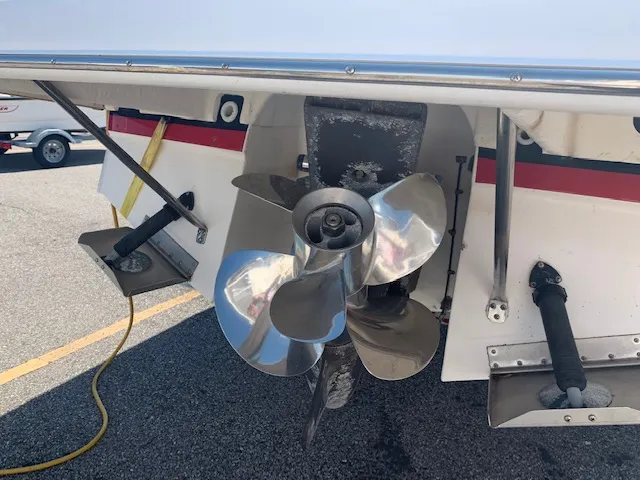 Slide: The Image of Regal 2565 Window Express 2006 - 25