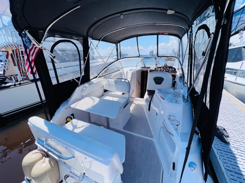 Slide: The Image of Regal 2565 Window Express 2006 - 8