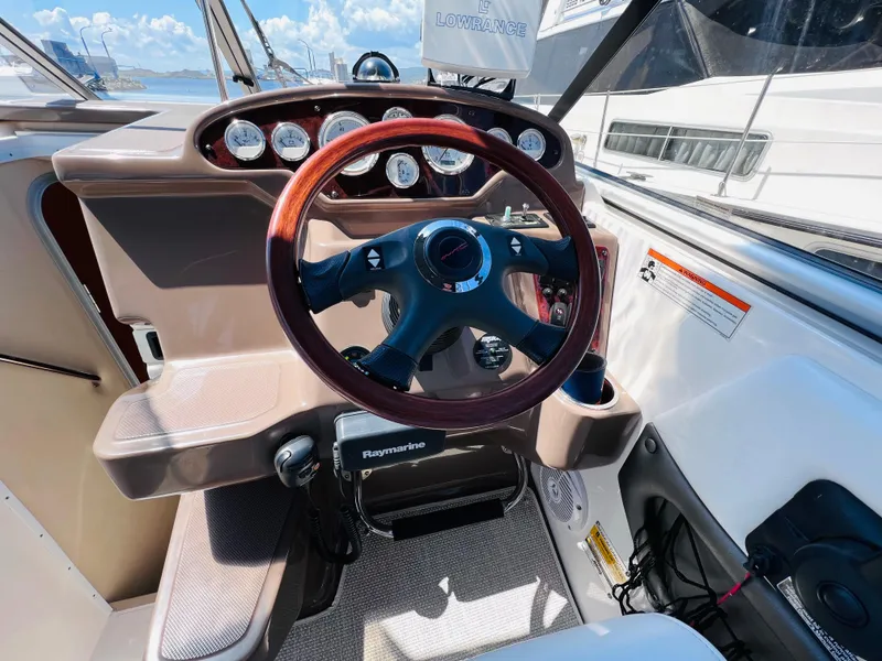 Slide: The Image of Regal 2565 Window Express 2006 - 9