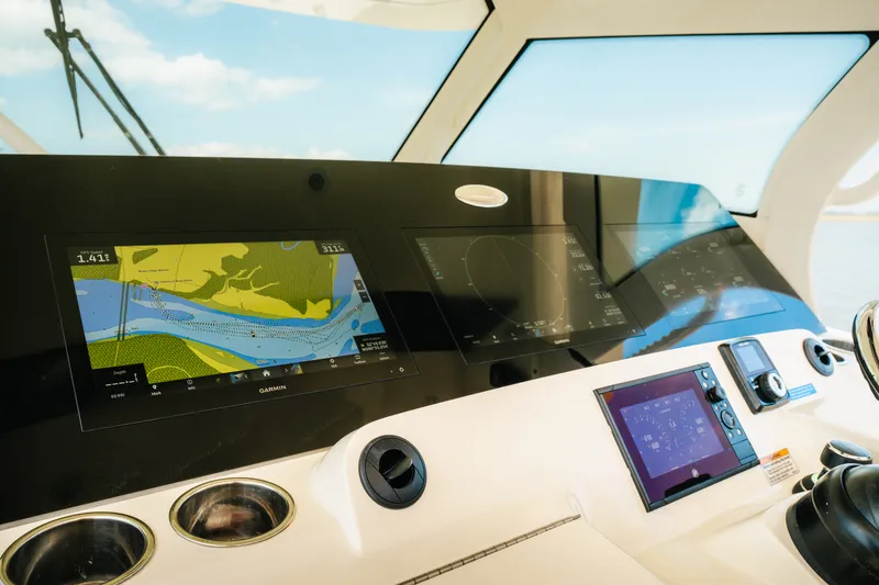 Slide: The Image of Scout 380 LXF 2022 - 19