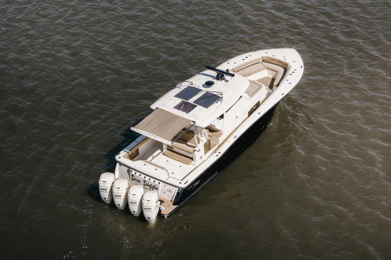 Slide: The Image of Scout 380 LXF 2022 - 5