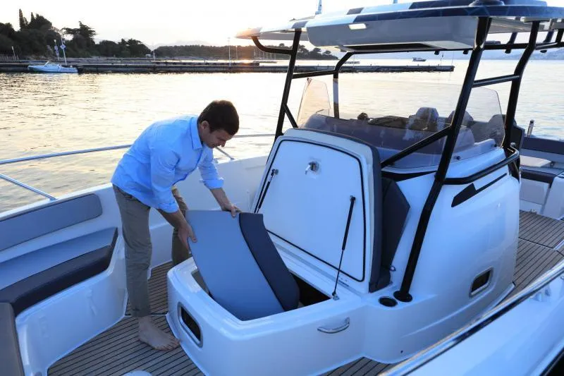 Slide: The Image of Manufacturer Provided Image: Manufacturer Provided Image - 8