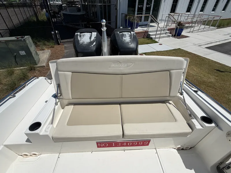 Slide: The Image of Boston Whaler 270 DAUNTLESS 2017 - 6