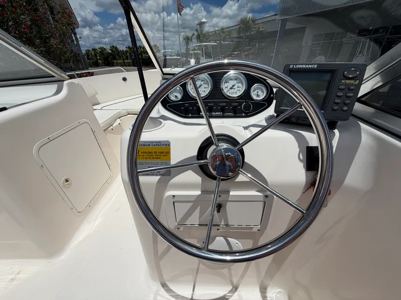 Slide: The Image of Sea Hunt 200 ESCAPE 2004 - 10