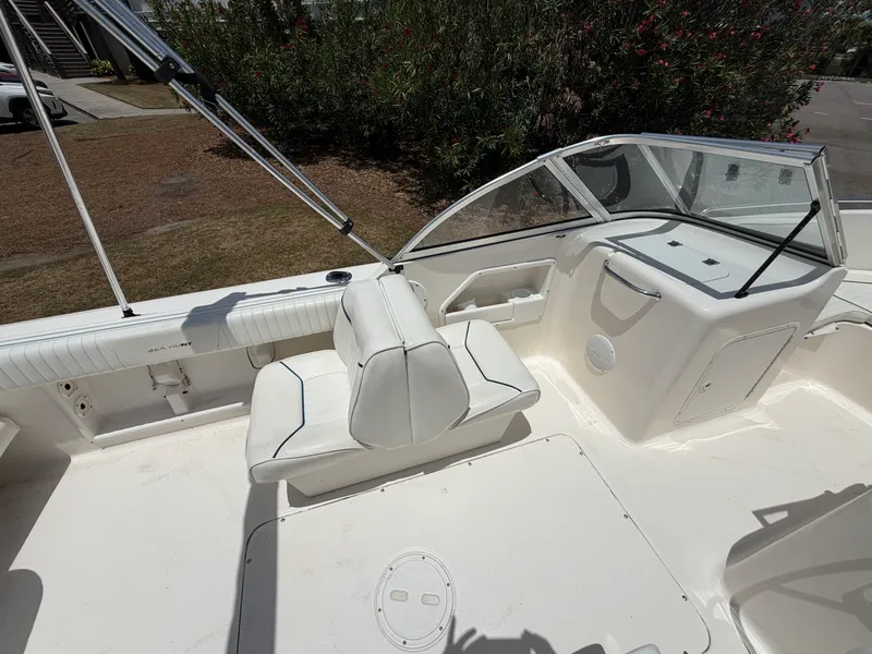 Slide: The Image of Sea Hunt 200 ESCAPE 2004 - 5