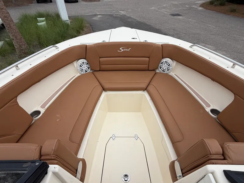 Slide: The Image of Scout 255 DORADO 2017 - 17