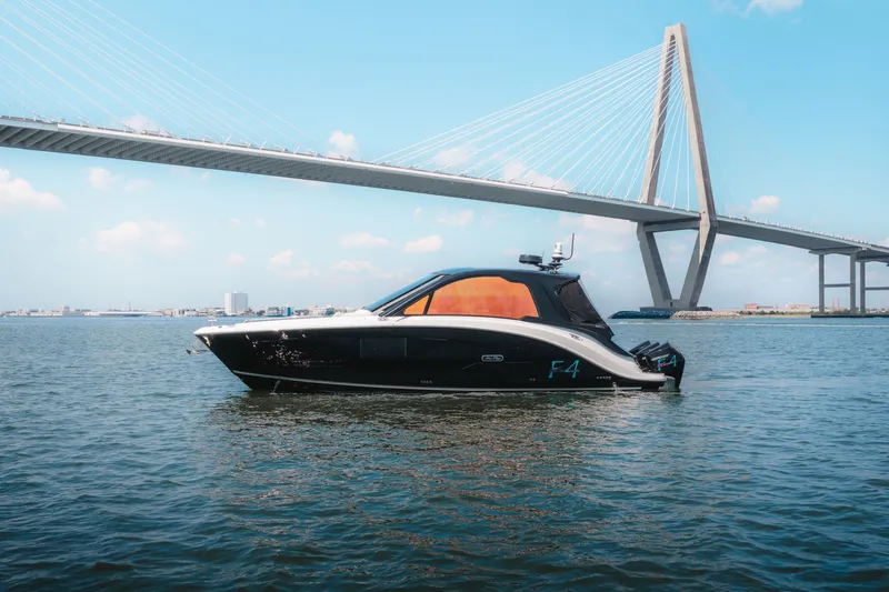 The Image of Sea Ray 370 Sundancer 2023 - undefined