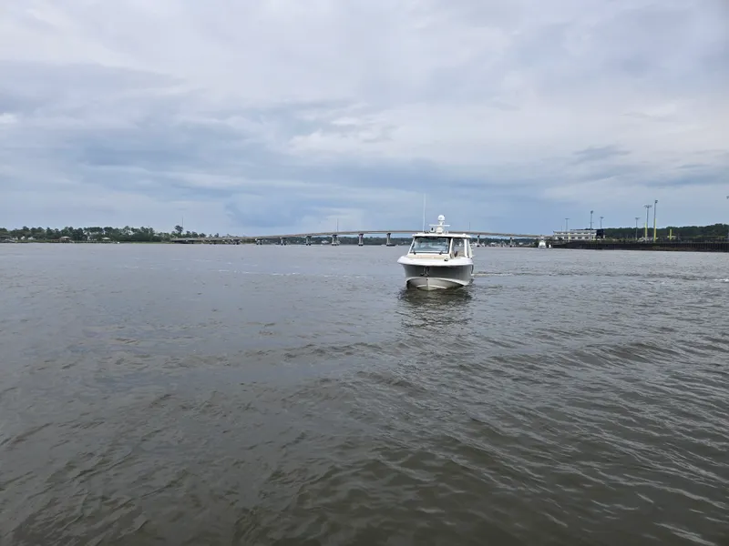 Slide: The Image of Boston Whaler 380 Realm 2022 - 53