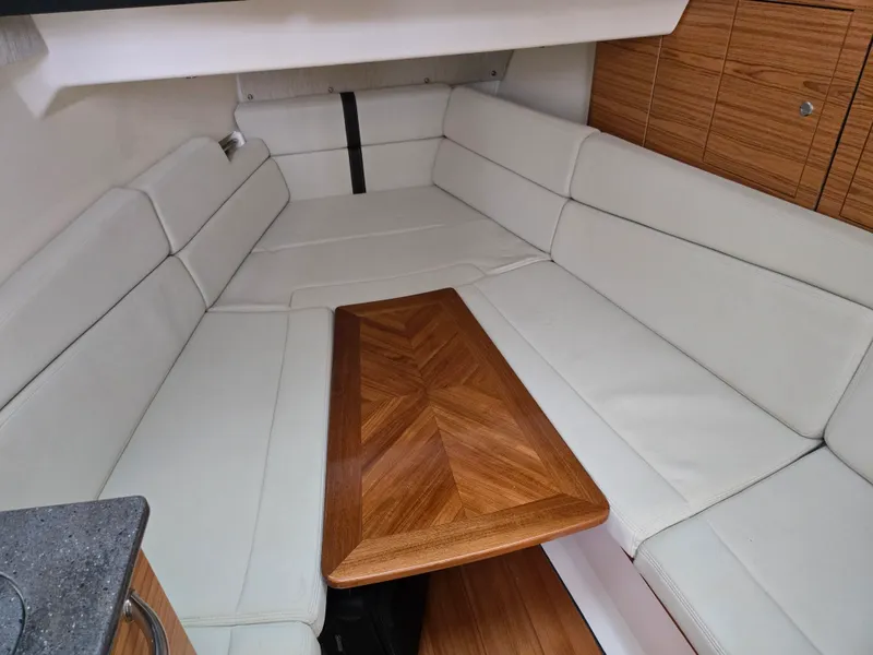 Slide: The Image of Boston Whaler 380 Realm 2022 - 40