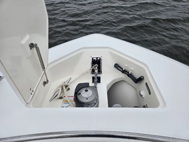 Slide: The Image of Boston Whaler 380 Realm 2022 - 50