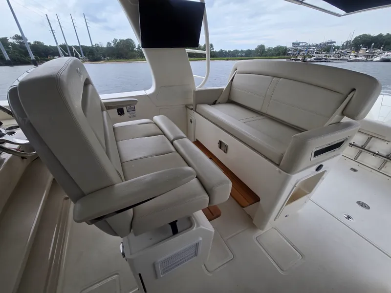 Slide: The Image of Boston Whaler 380 Realm 2022 - 23