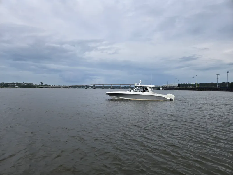 Slide: The Image of Boston Whaler 380 Realm 2022 - 51