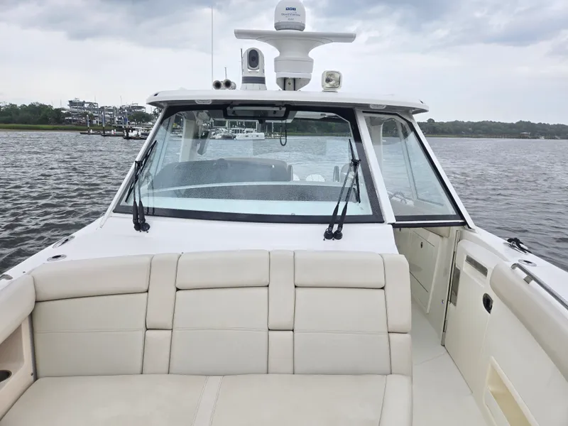 Slide: The Image of Boston Whaler 380 Realm 2022 - 47
