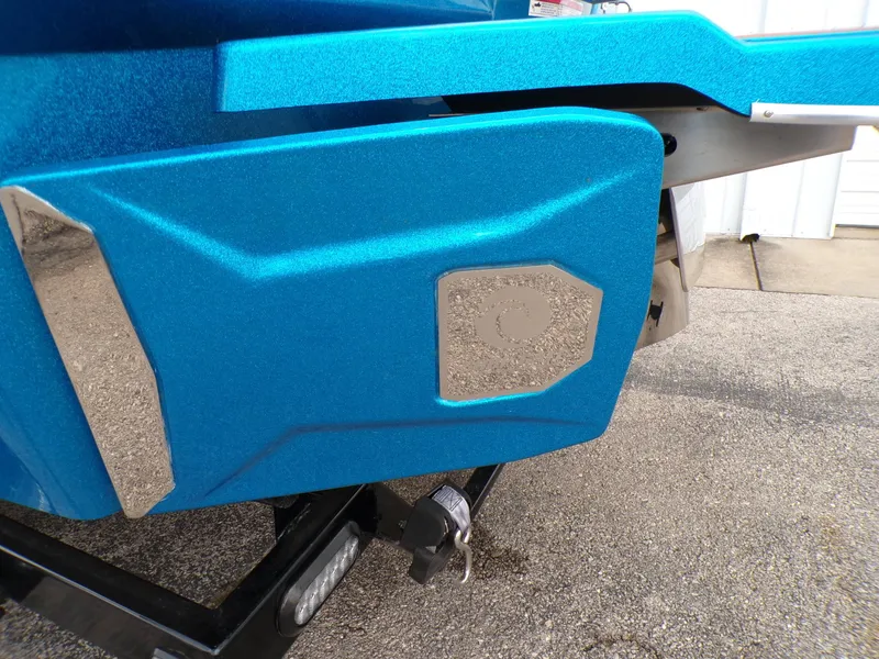 Slide: The Image of Malibu Wakesetter 26 LSV 2023 - 39