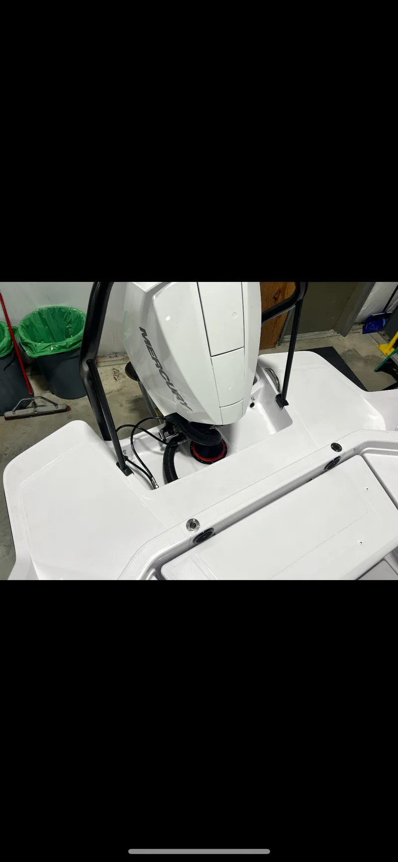 Slide: The Image of Axopar 22 T TOP 2024 - 10