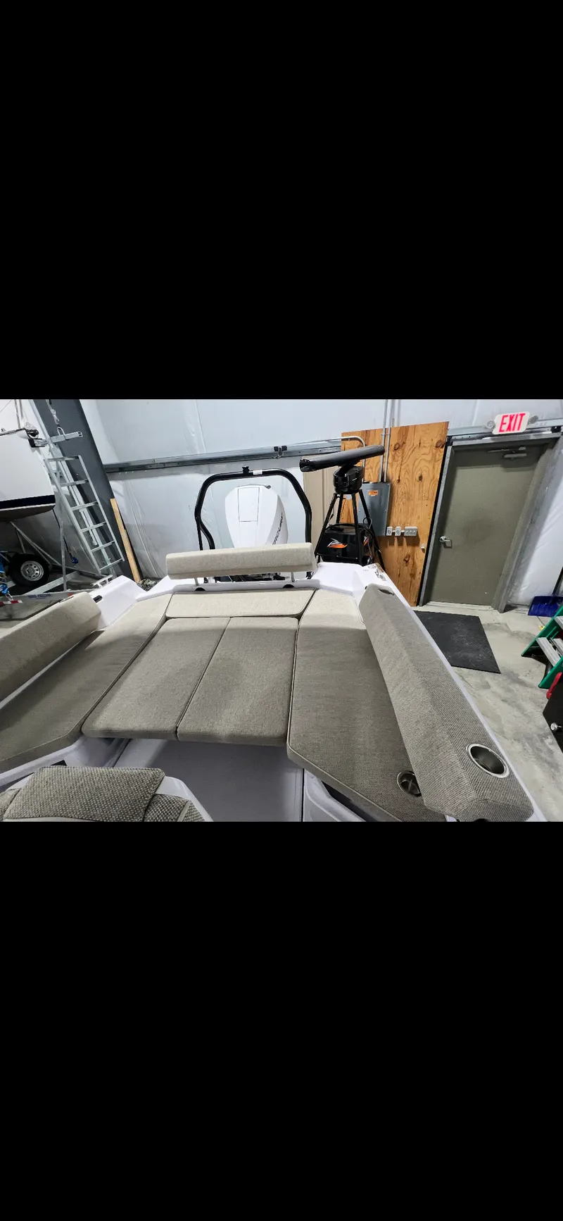 Slide: The Image of Axopar 22 T TOP 2024 - 6