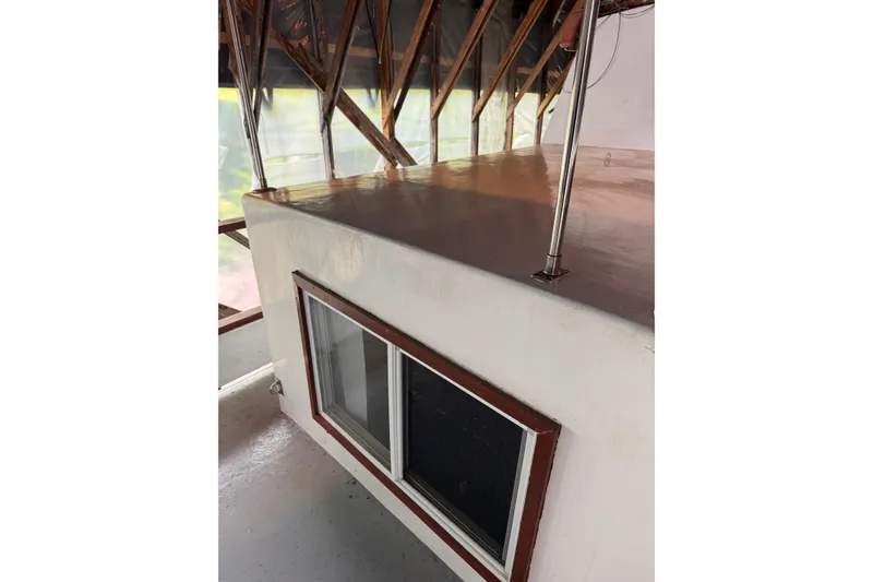 Slide: The Image of Custom Yukon 42 Trawler 2000 - 12