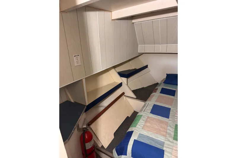Slide: The Image of Custom Yukon 42 Trawler 2000 - 29