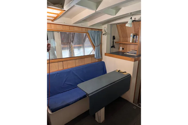Slide: The Image of Custom Yukon 42 Trawler 2000 - 32