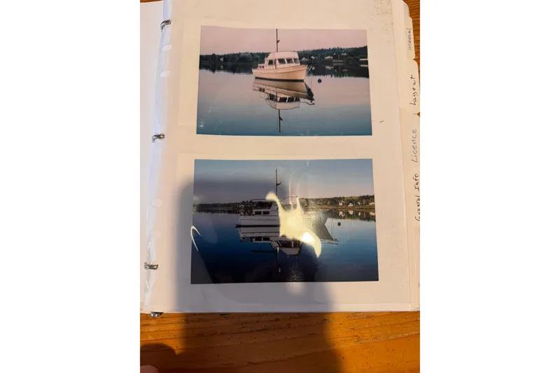Slide: The Image of Custom Yukon 42 Trawler 2000 - 45