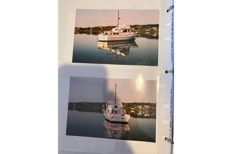 Slide: The Image of Custom Yukon 42 Trawler 2000 - 46