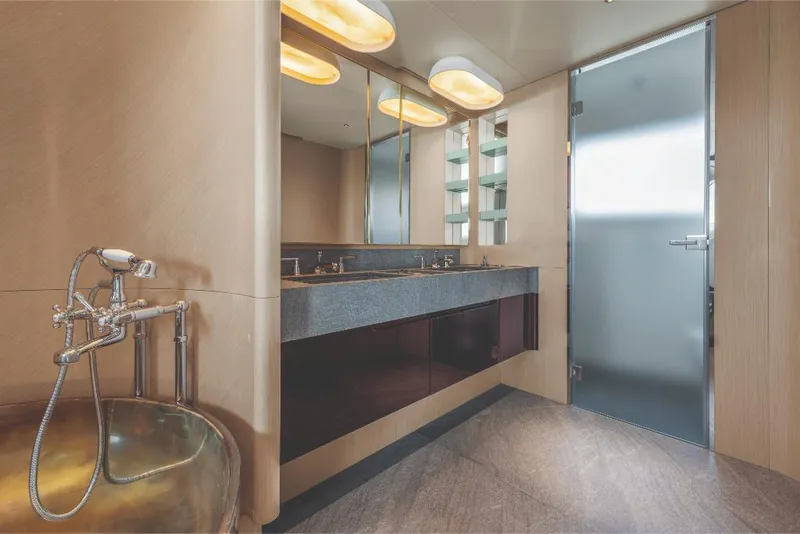 Slide: The Image of Azimut Trideck 2023 - 56