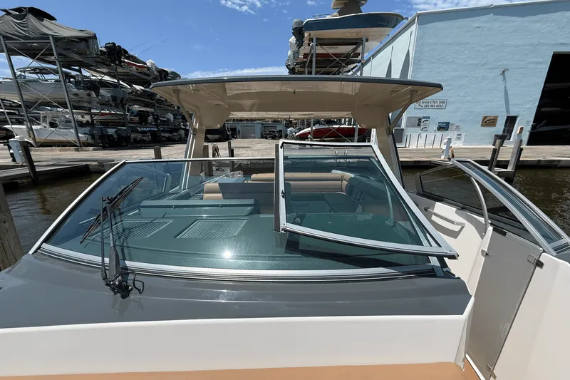 Slide: The Image of Aviara AV 32 2022 - 17