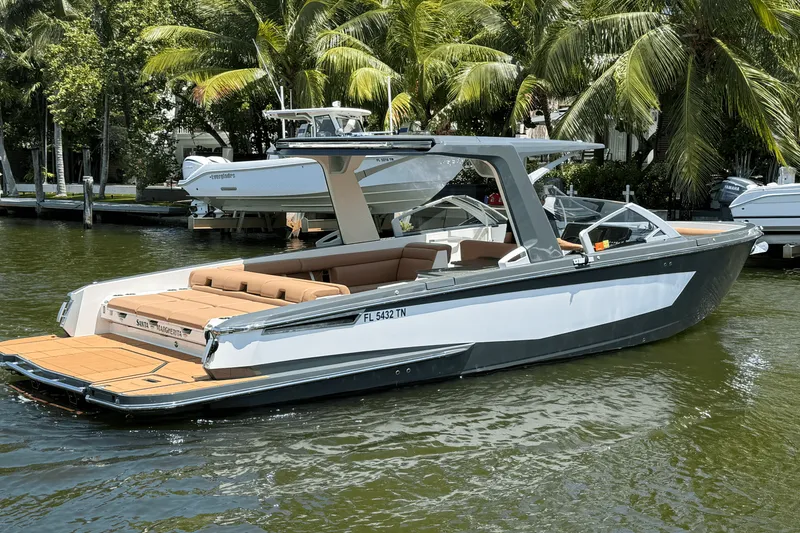 Slide: The Image of Aviara AV 32 2022 - 3