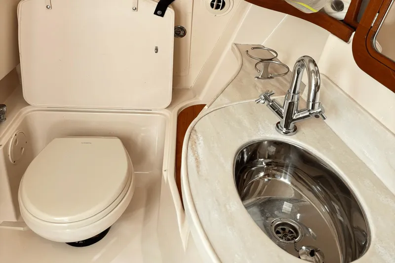 Slide: The Image of Grady-White FREEDOM 375 2020 - 26