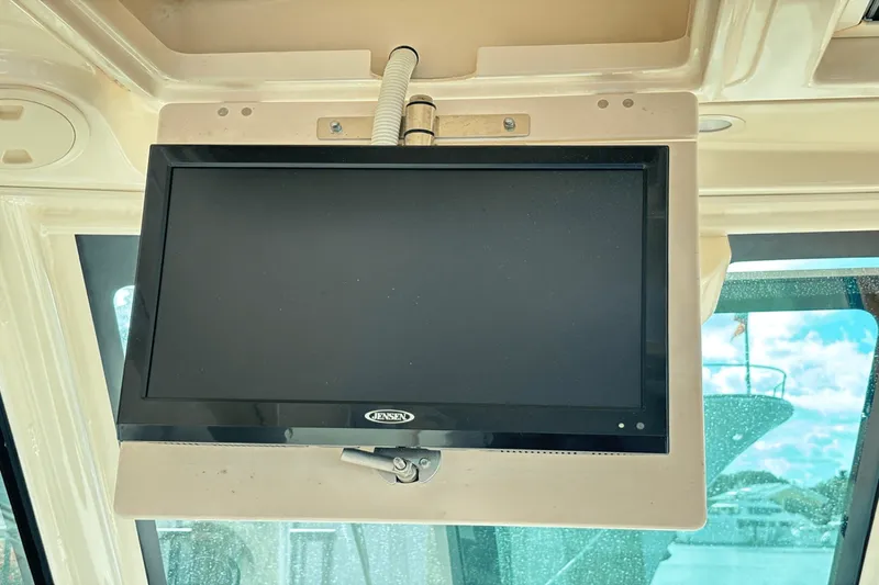 Slide: The Image of Grady-White FREEDOM 375 2020 - 33