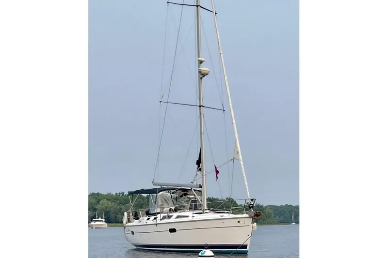 The Image of Hunter 36 2004 - 0