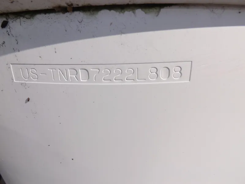 Slide: The Image of Hull identification number on a 2008 Formula 310 Bowrider boat. - 6