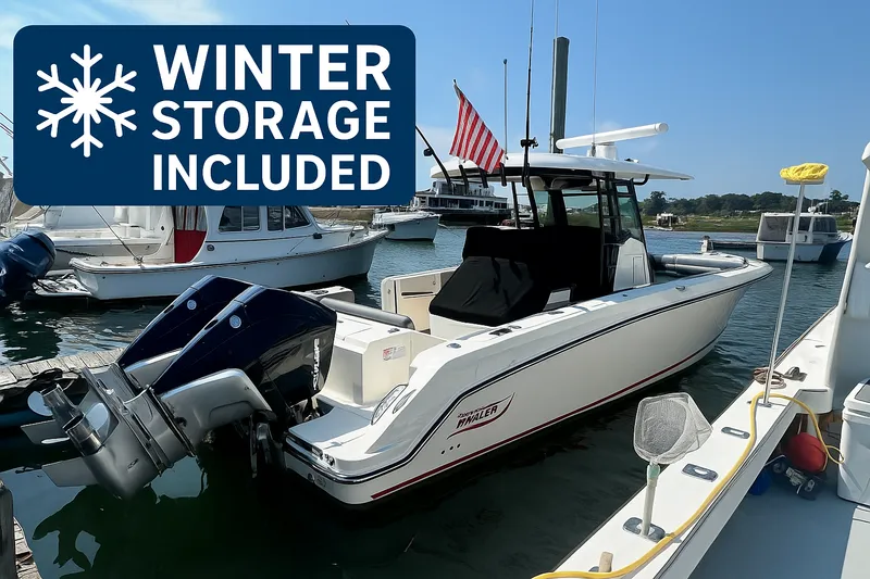 The Image of Boston Whaler 330 OUTRAGE 2023 - 0