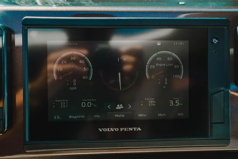 Slide: The Image of Galeon 410 HTC 2023 - 105