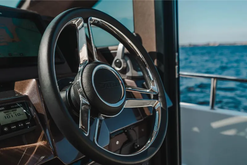 Slide: The Image of Galeon 410 HTC 2023 - 106