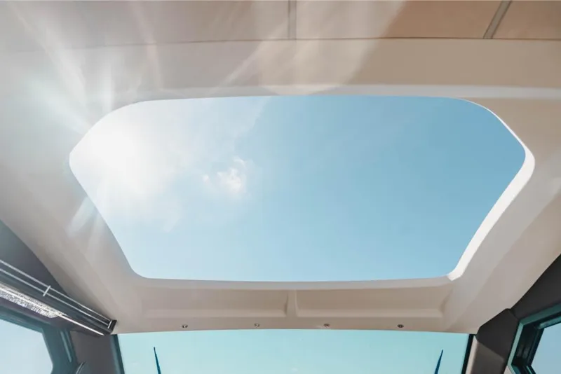 Slide: The Image of Galeon 410 HTC 2023 - 122